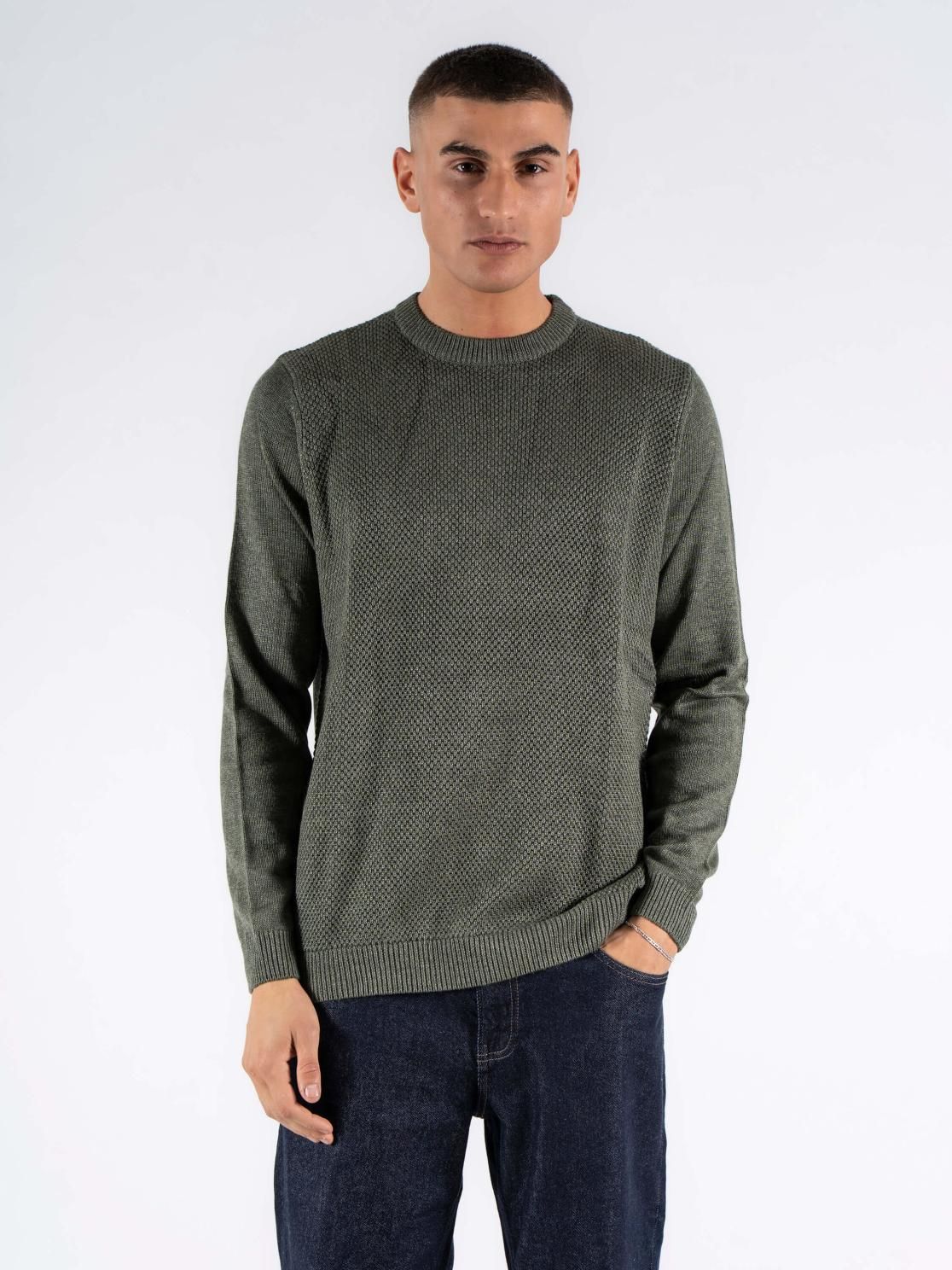 Hubble O-neck knit