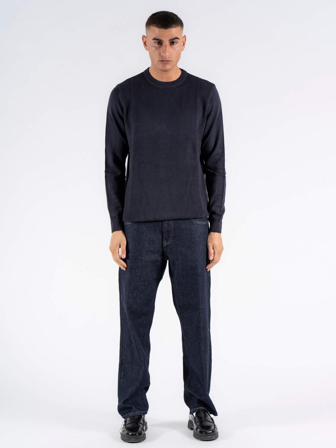 Hubble O-neck knit