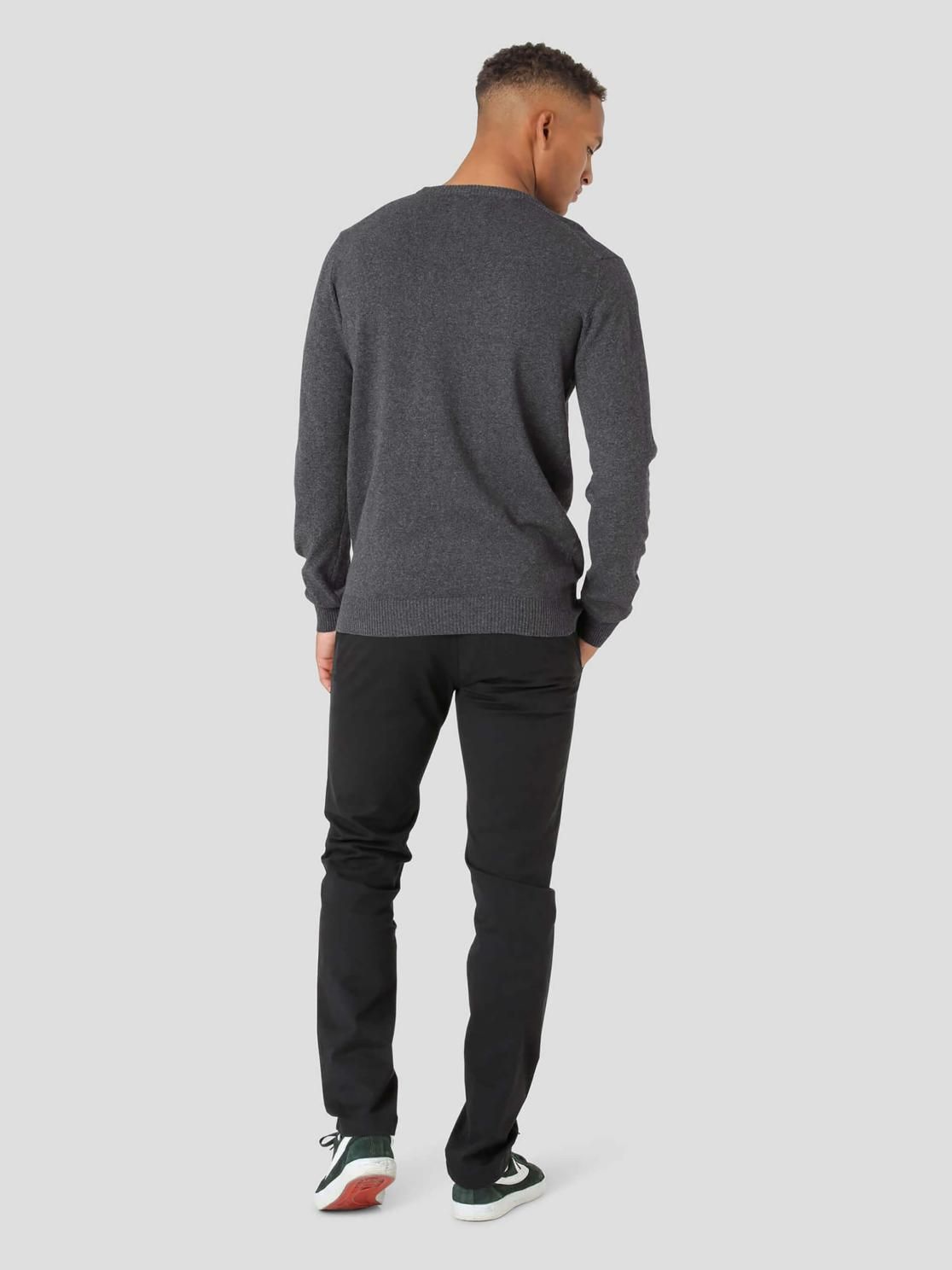 Marcus Dustin Knit Wear